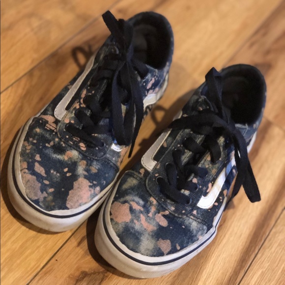 Vans - Picture 2 of 3
